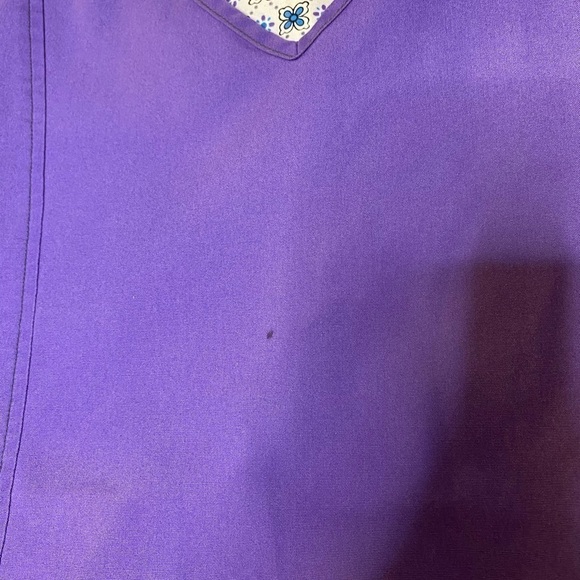 ScrubStar Purple Size Medium Womens Scrub Top - Picture 2 of 4